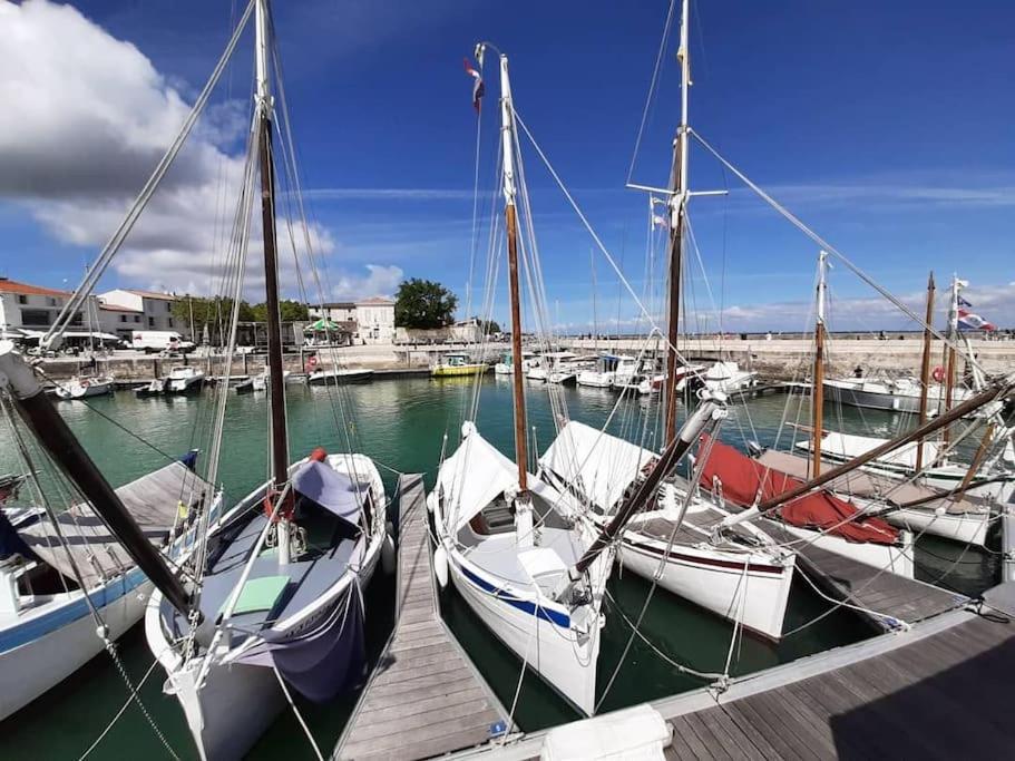 Délicieux moment de détente au coeur de Saint Martin de Ré Exterior foto
